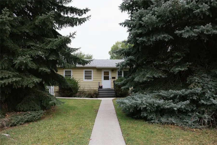 3433 8th Avenue N, Great Falls, MT 59401 - #3