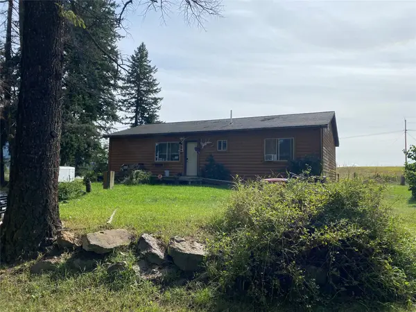 500 River Road, Columbia Falls, MT 59912