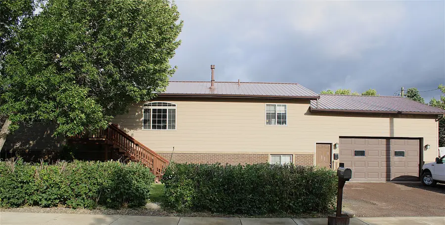 548 7th Avenue S, Shelby, MT 59474 - #2