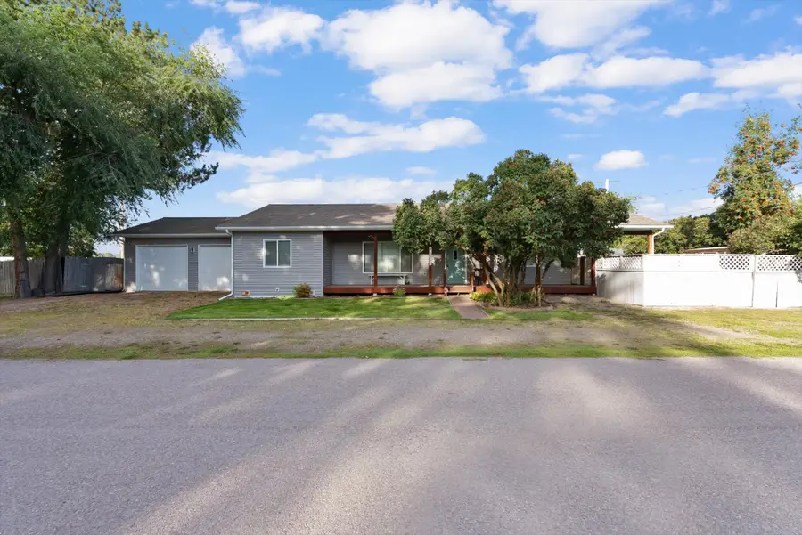 608 6th Street E, Polson, MT 59860 - #2