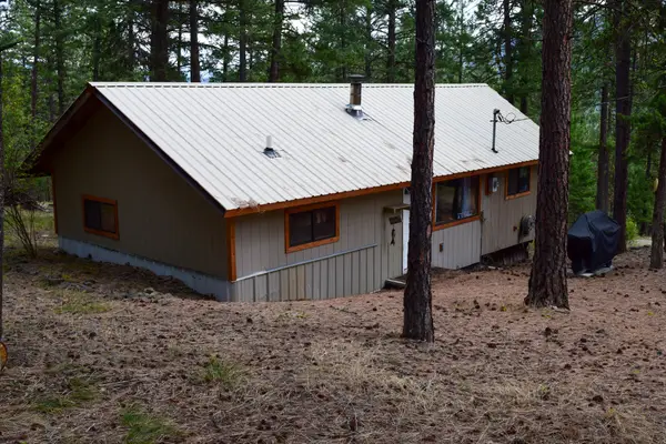 15384 Rosco Road, Alberton, MT 59820