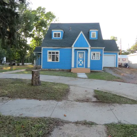 408 S Virginia Street, Conrad, MT 59425
