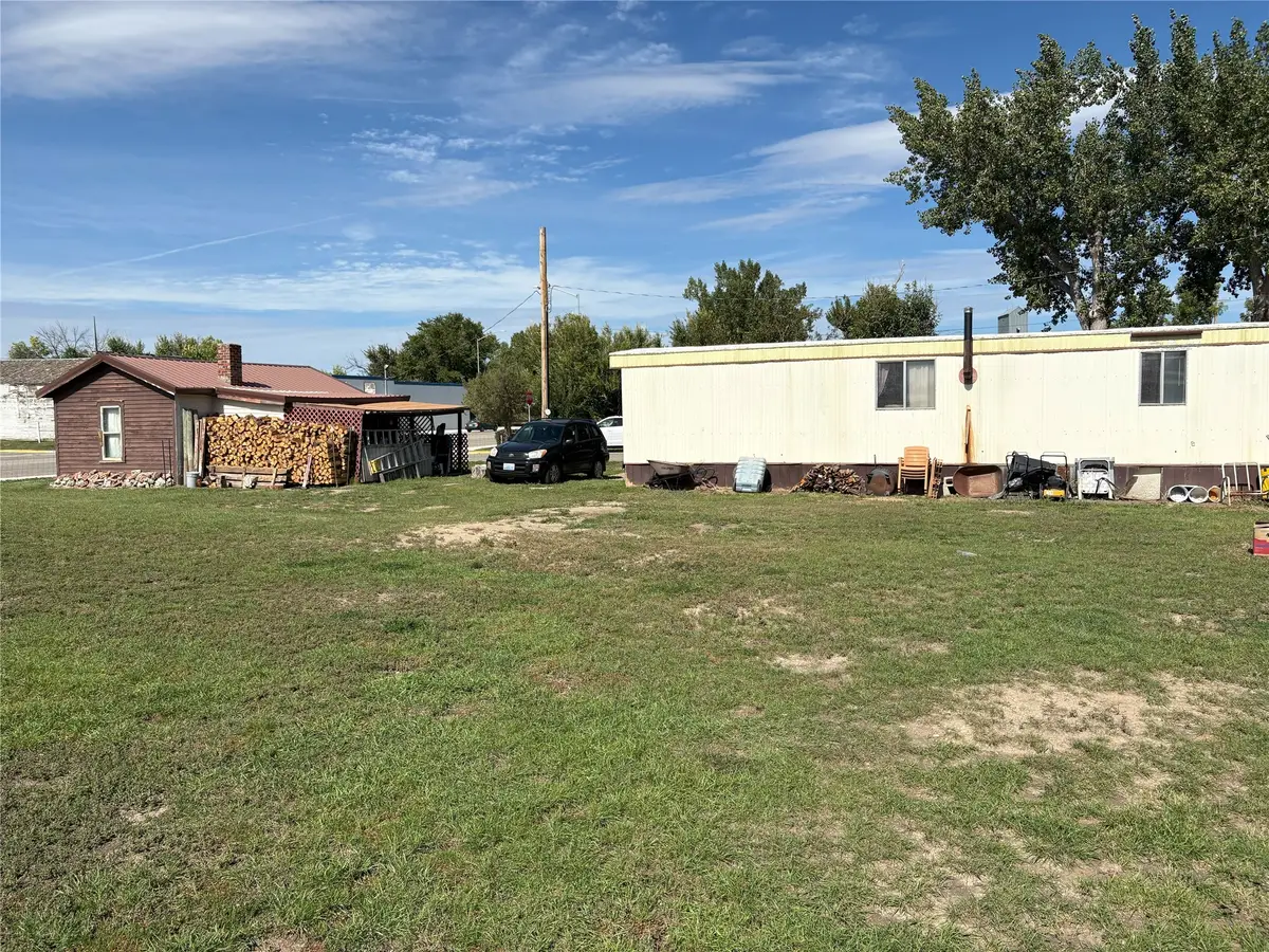 105 E Wheeler Street, Winnett, MT 59087 - #1