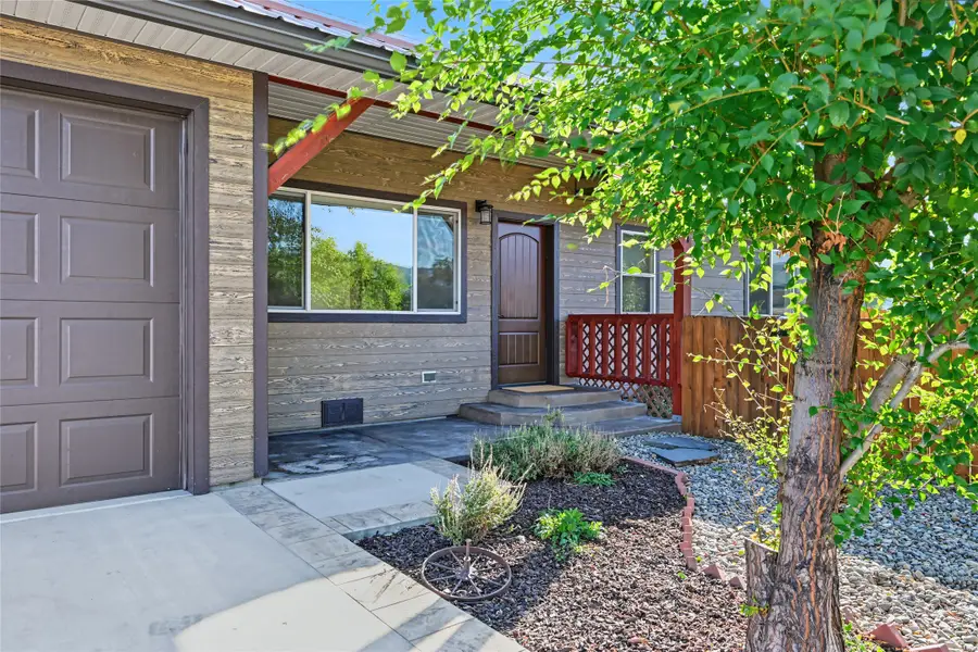 324 E Meany Street, Plains, MT 59859 - #2