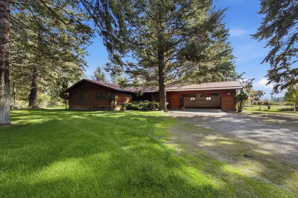 222 Juniper Lane, Lakeside, MT 59922