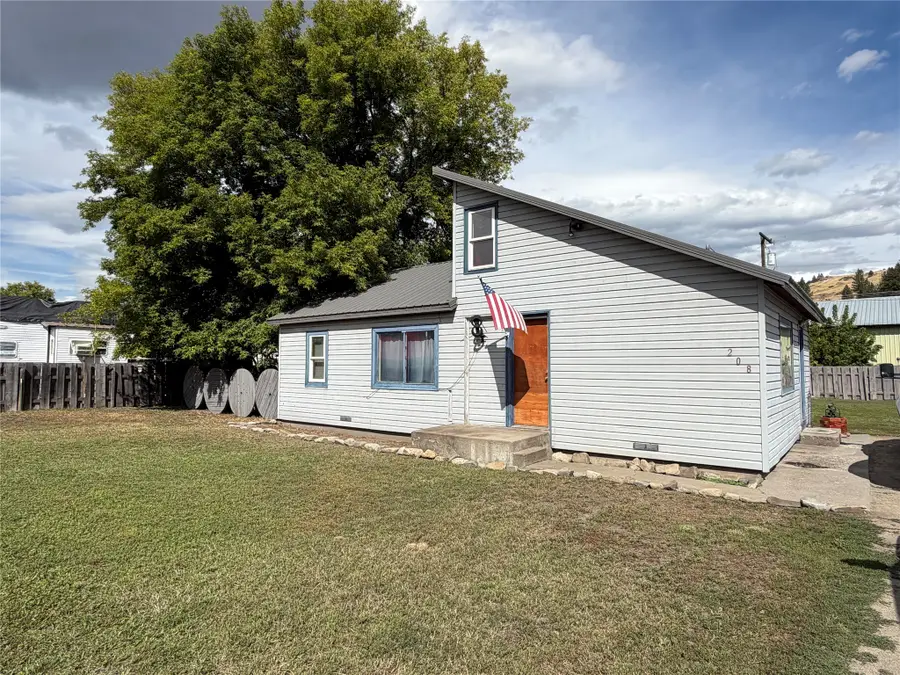 208 E Meany Street, Plains, MT 59859 - #2