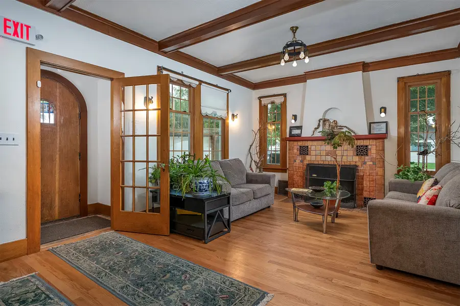 201 4th Avenue E, Polson, MT 59860 - #2