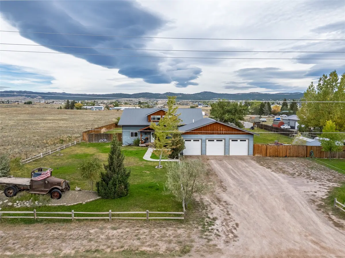 610 Valley View Road, Helena, MT 59602 - #1