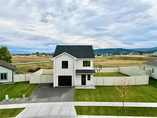 832 Bearhat Mountain Road, Kalispell, MT 59901