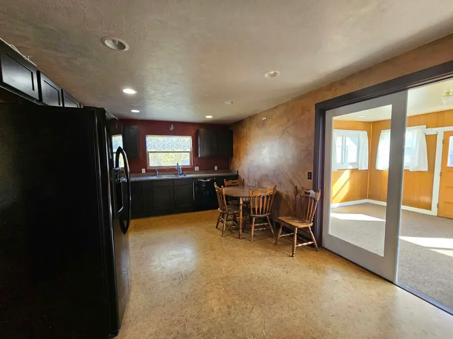 109 W Southwic Avenue, Darby, MT 59829 - #2