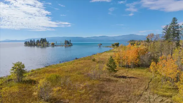 386,414,440 Holt Drive, Bigfork, MT 59911