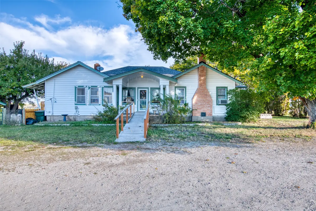1321 Eastside Hwy, Corvallis, MT 59828 - #1