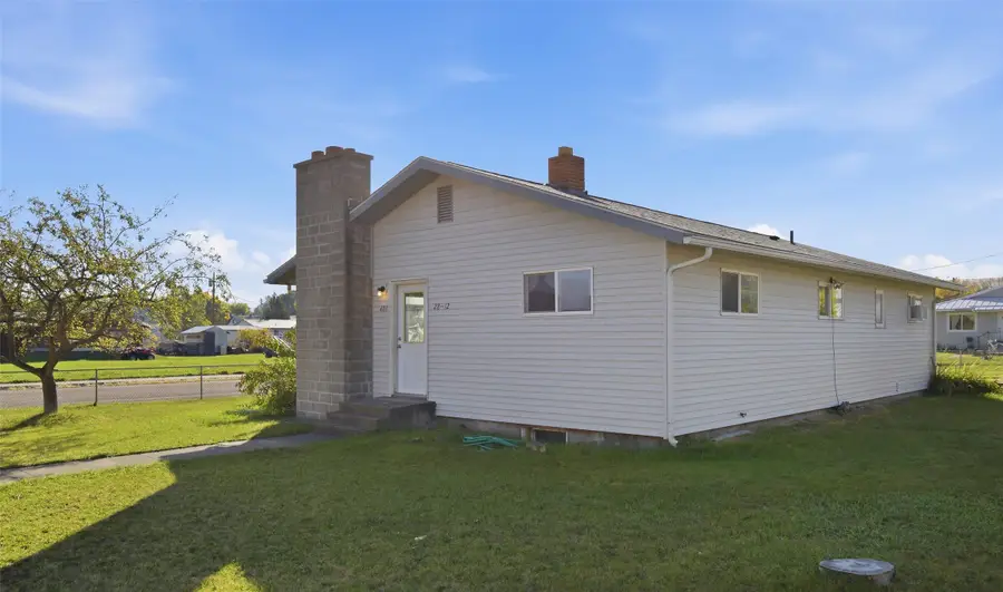 401 9th Avenue W, Polson, MT 59860 - #3