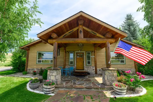 192 Leonard Lane, Eureka, MT 59917