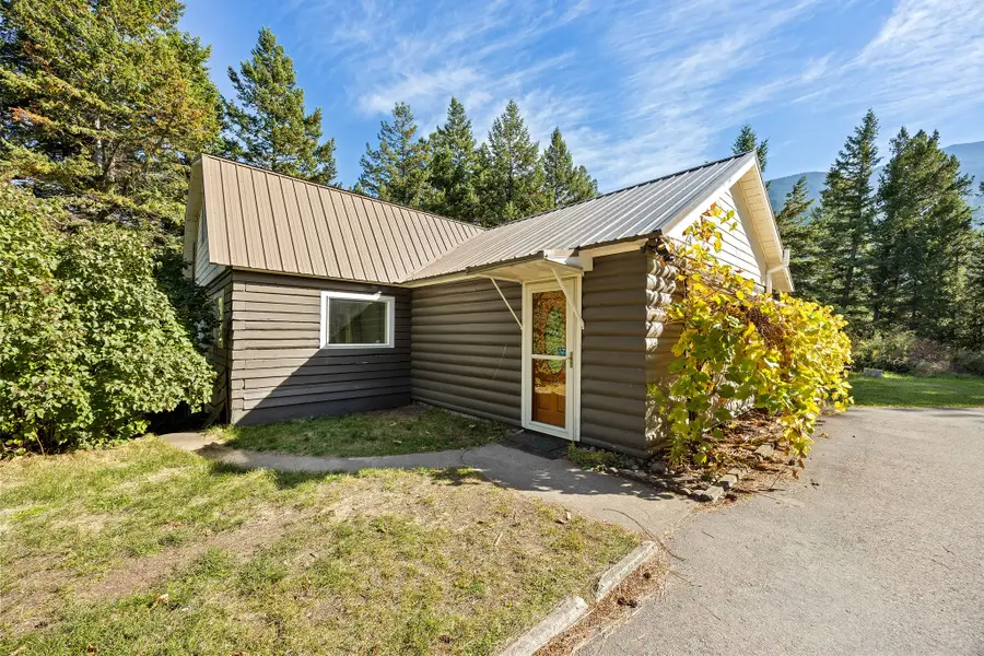 7515 Us Hwy 2 E, Columbia Falls, MT 59912 - #3
