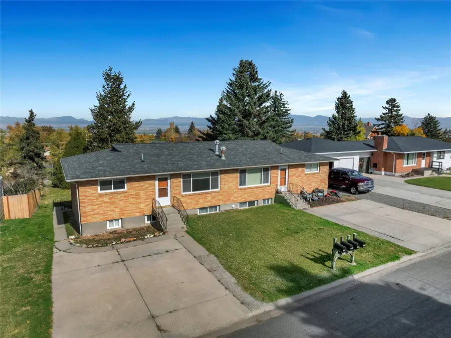 1924 Winne Avenue #1924 1/2, 1926 & 1926 1/2, Helena, MT 59601 - #3
