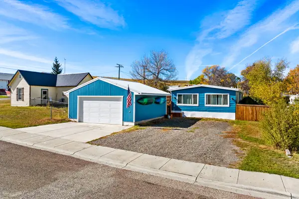 107 4th Street N, Cascade, MT 59421