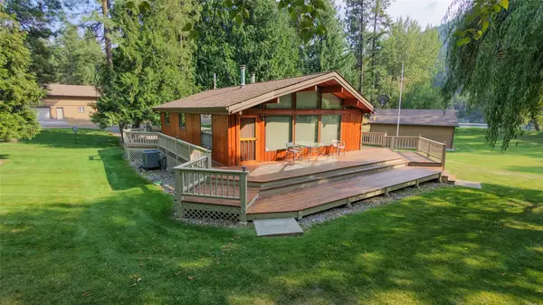 5671 Kootenai River Road, Libby, MT 59923