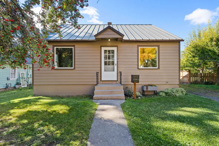 1236 5th Avenue E, Kalispell, MT 59901 - #2