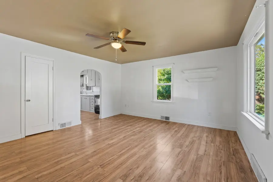 1236 5th Avenue E, Kalispell, MT 59901 - #3