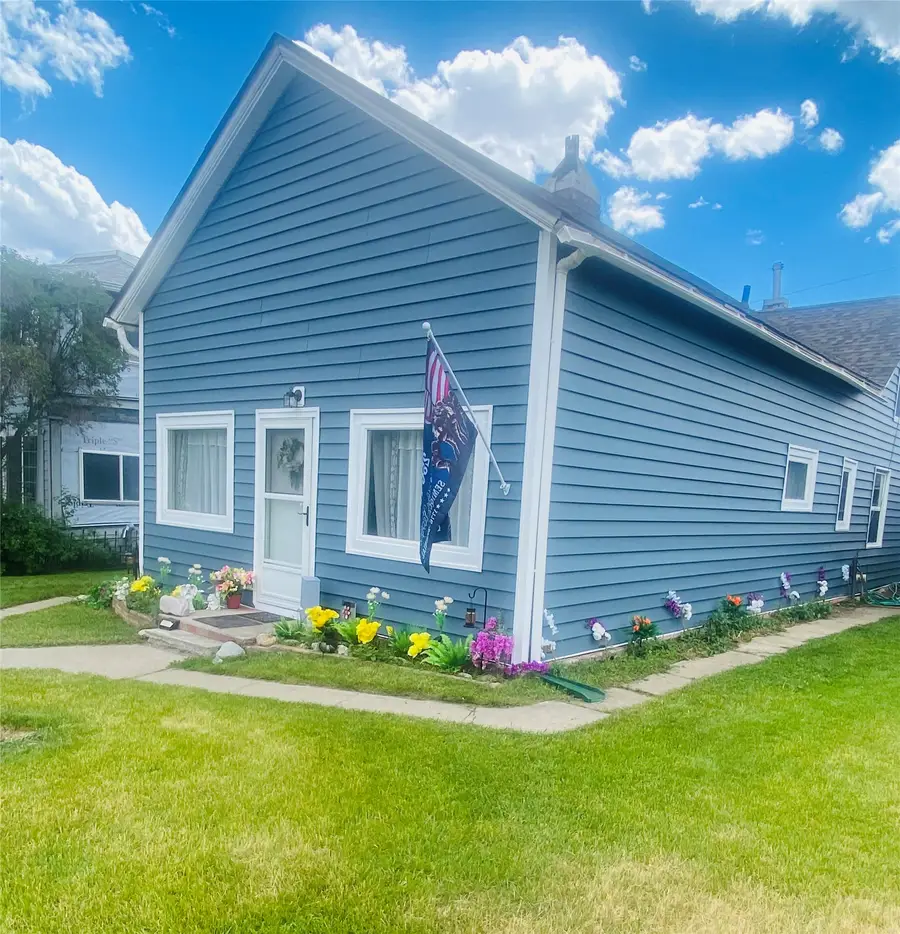 1021 S Wyoming Street, Butte, MT 59701 - #2