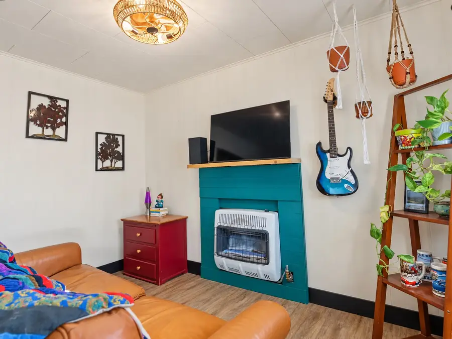 329 1/2 3rd Avenue W, Kalispell, MT 59901 - #3