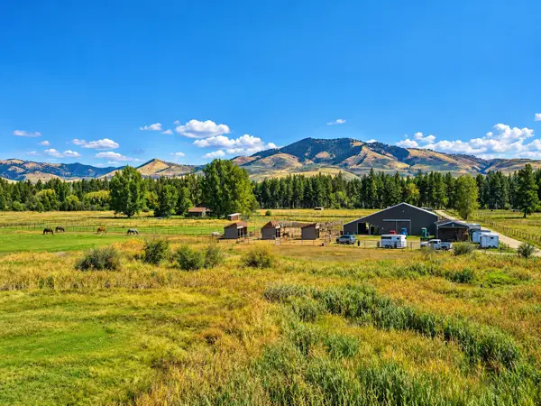 5228 Gardner Lane, Florence, MT 59833