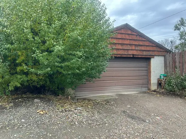 112 10th Avenue N, Shelby, MT 59474
