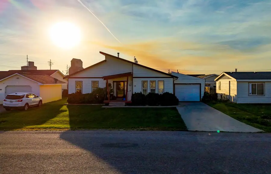 28 12th Place Nw, Ronan, MT 59864 - #3