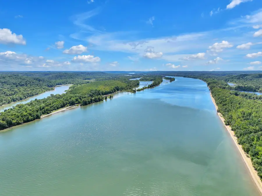 2W Lakeview Trl, Holladay, TN 38341 - #2