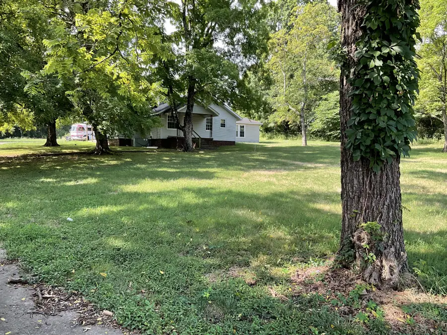 1940 E Division St, Mount Juliet, TN 37122 - #2