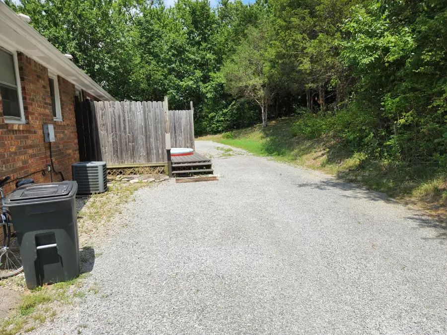 1006 Center Point #A-B, Hendersonville, TN 37075 - #2