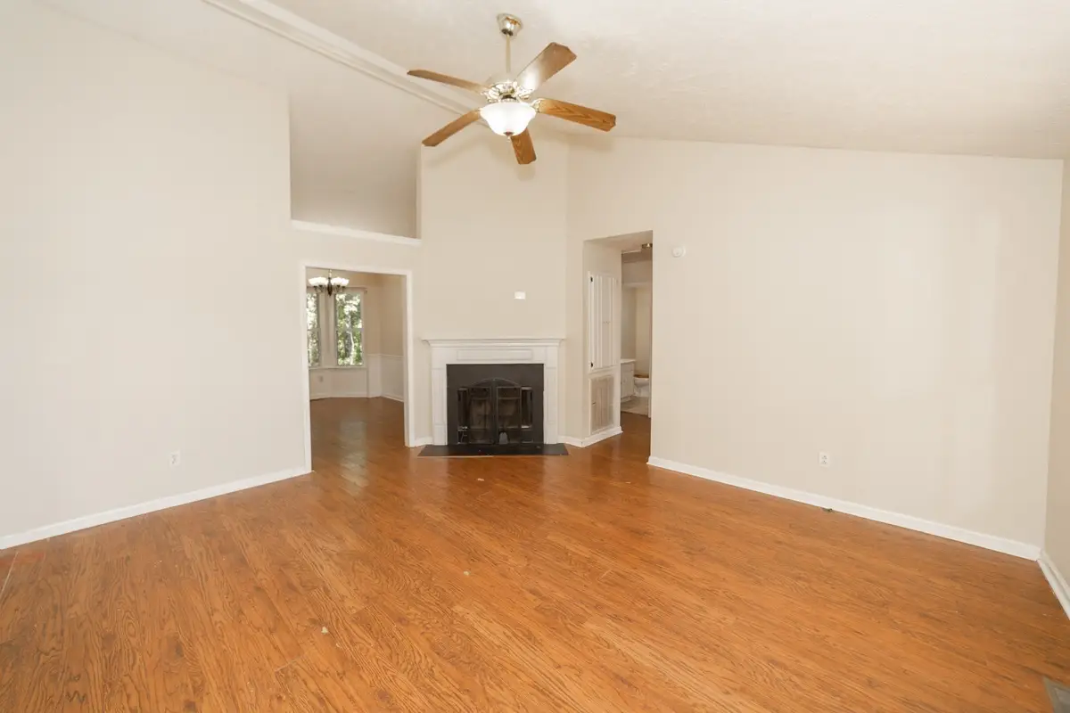 806 Albin Ct, La Vergne, TN 37086 - Image #1