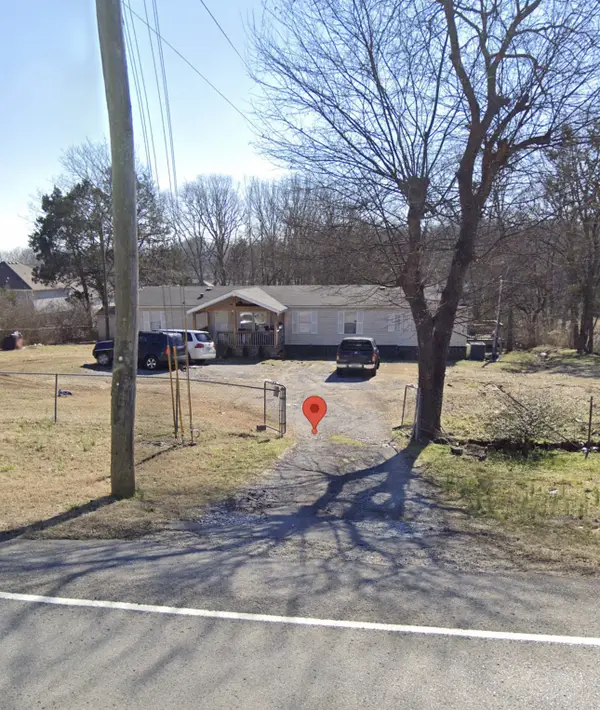 528 Sandhill Rd, LA VERGNE, TN 37086