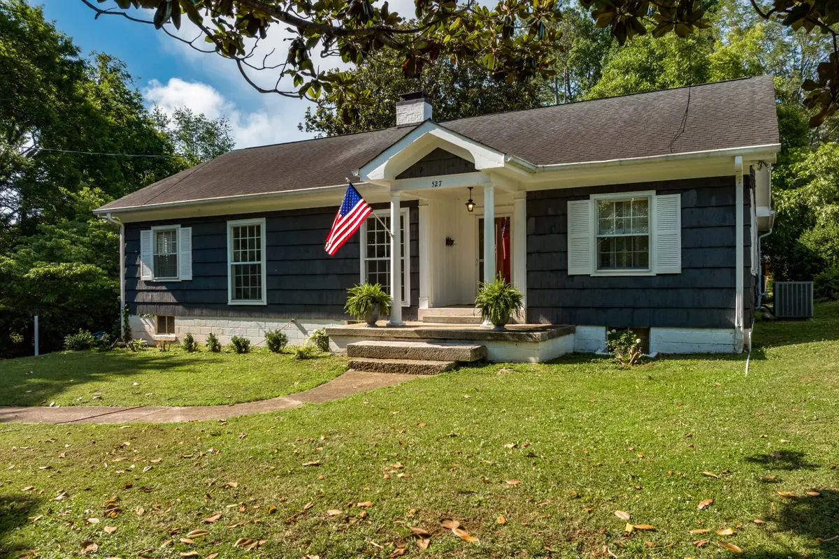 527 E Madison St, Pulaski, TN 38478 - Image #1