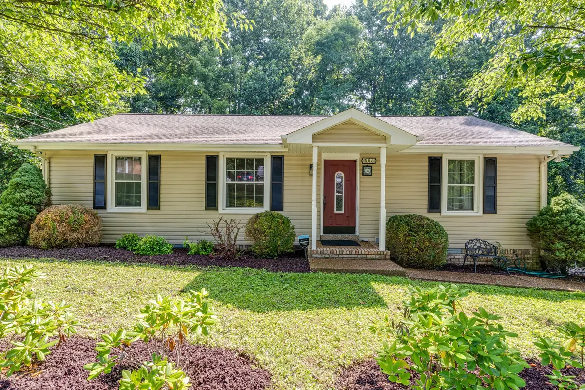 111 Sunnyhill Trl, White House, TN 37188 - #1