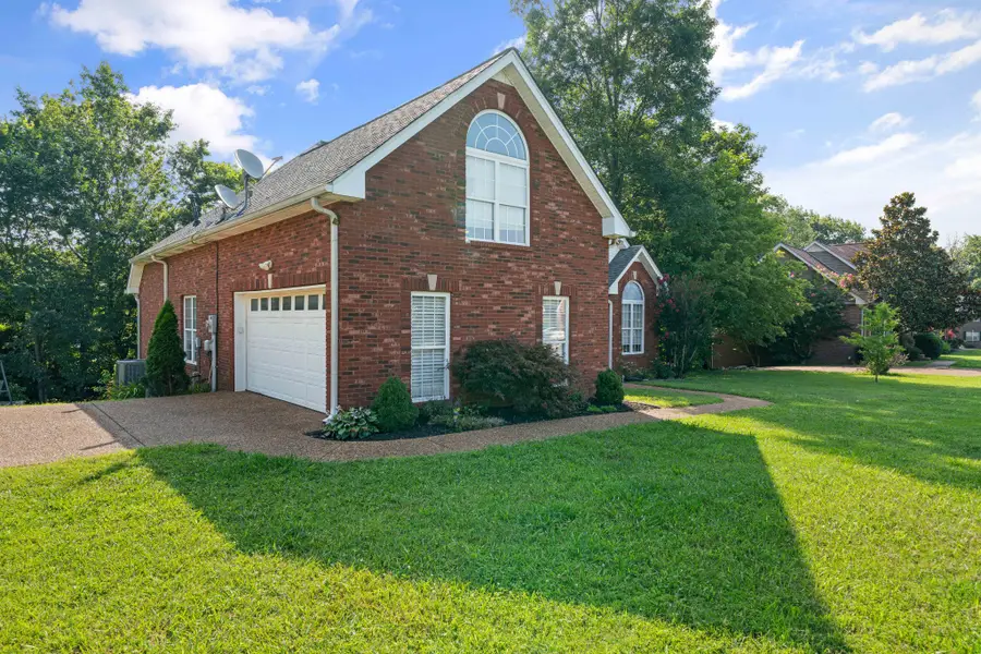 6002 Forrest Ct, Greenbrier, TN 37073 - #3
