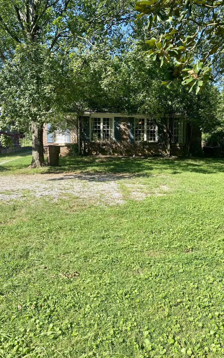 2122 Sharondale Drive, Nashville, TN 37215 - Image #3