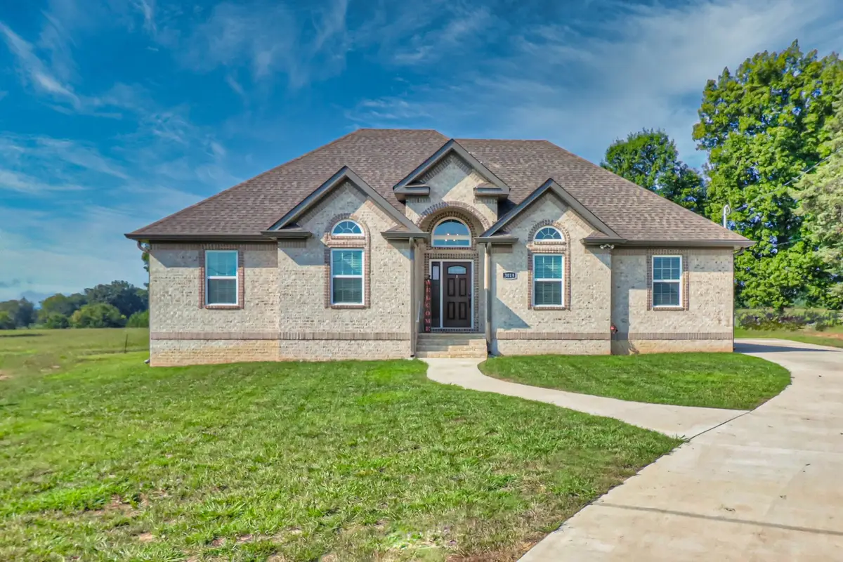 3019 Cambridge Ct, Lewisburg, TN 37091 - Image #1