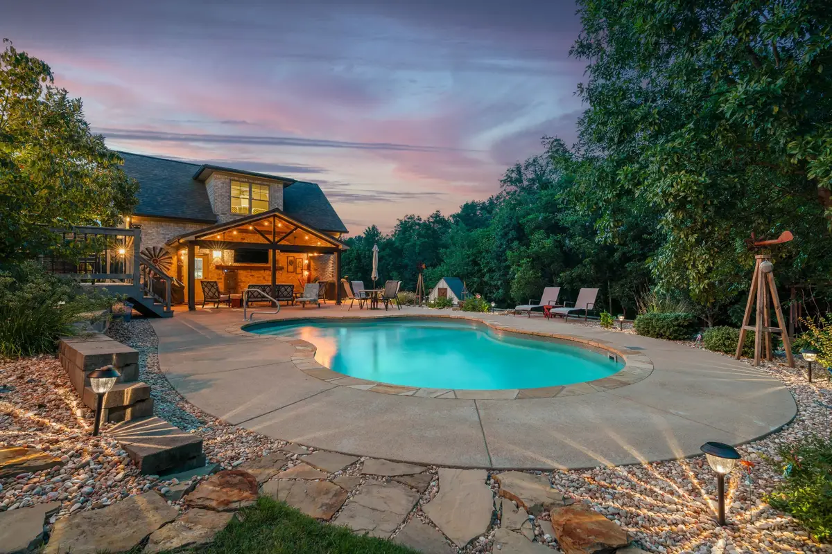 1412 Brook Dr, Columbia, TN 38401 - #1