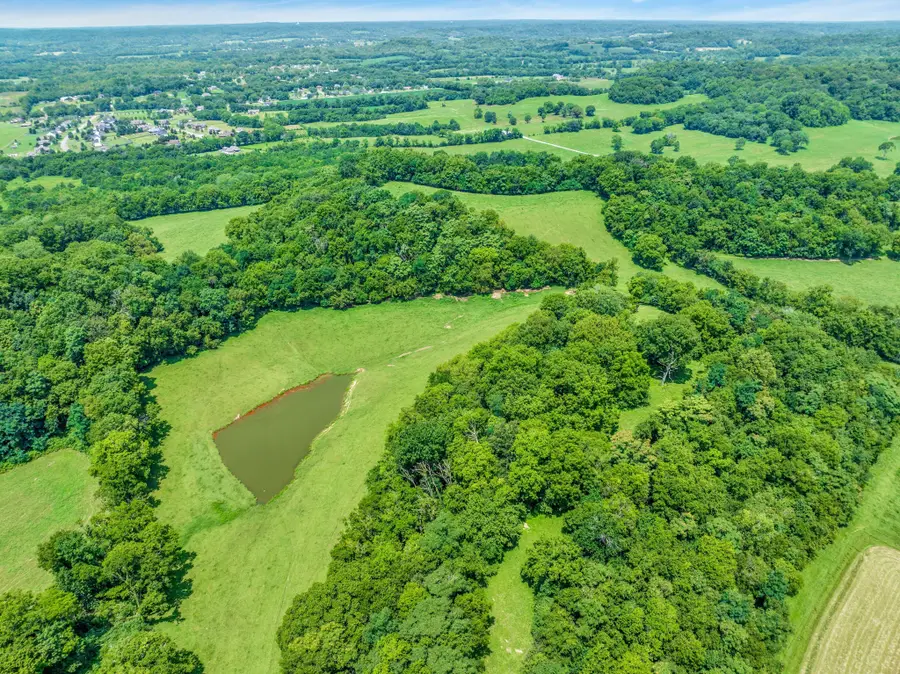 2200 Sugar Ridge Rd, Spring Hill, TN 37174 - #2