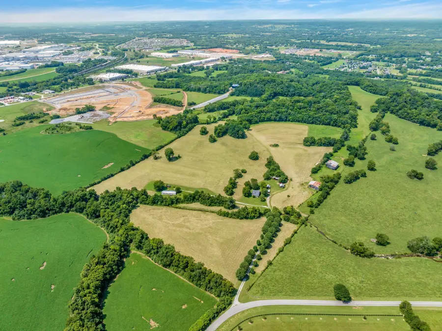 2200 Sugar Ridge Rd, Spring Hill, TN 37174 - #3