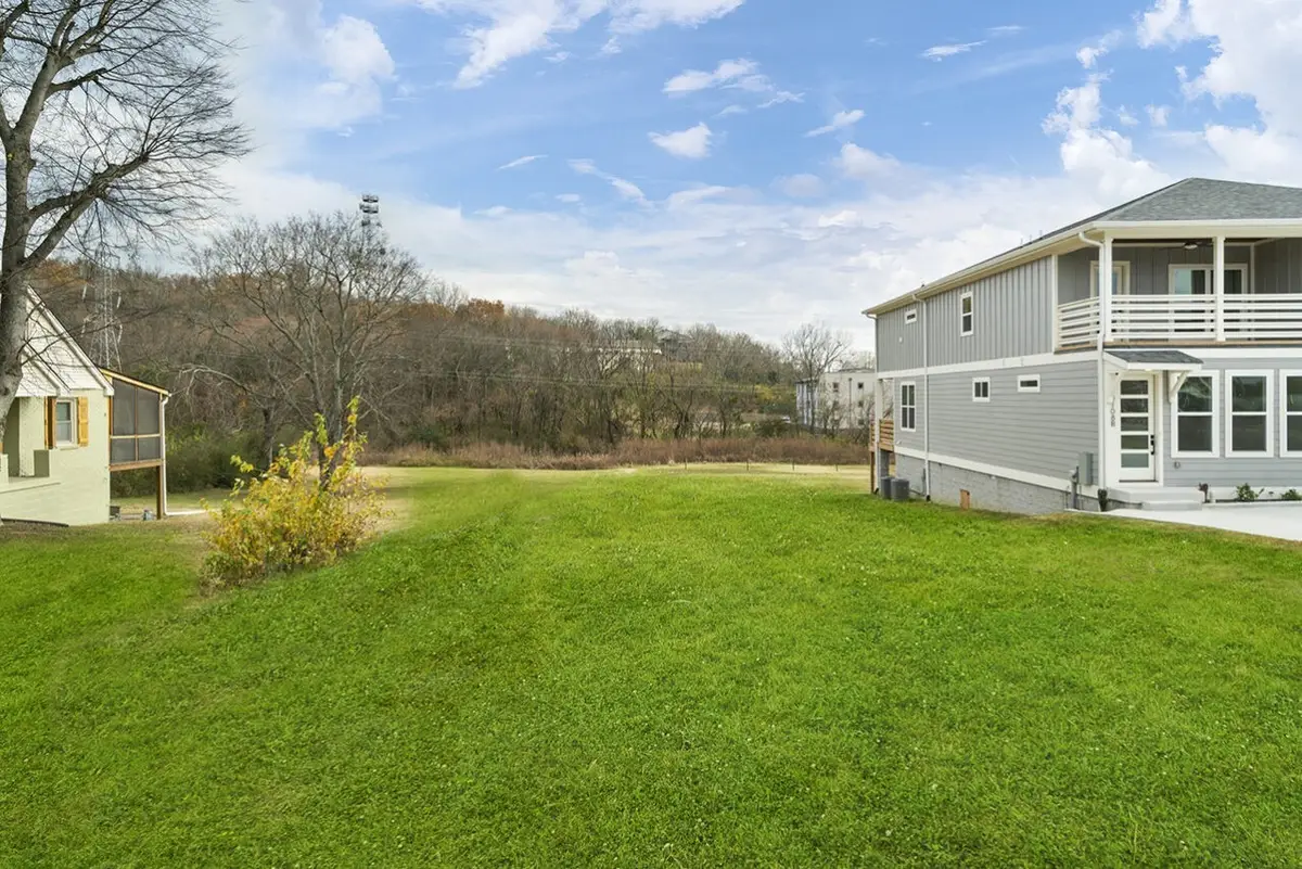 2108 Courtney Ave, Nashville, TN 37218 - Image #1