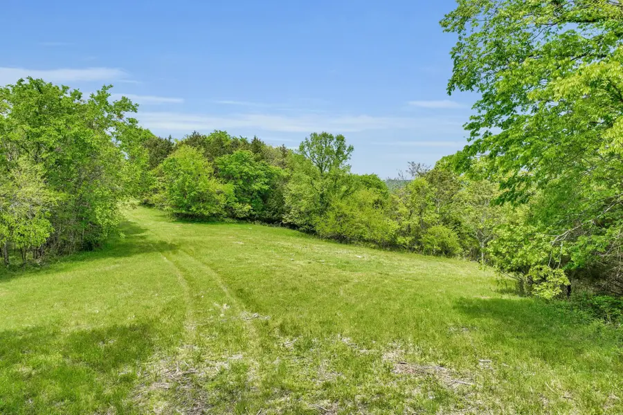 560 Sullivan Bend Rd, Elmwood, TN 38560 - Image #2