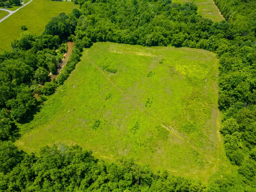 70 R A Benton Ln, Springfield, TN 37172 - Image #3