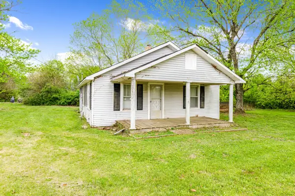 746 N Military St, Loretto, TN 38469