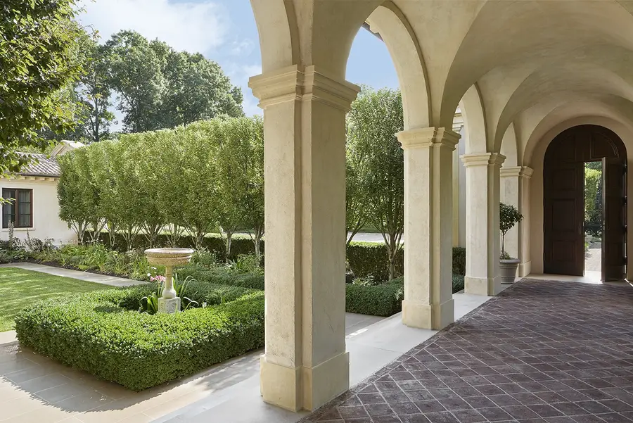 625 Westview Ave, Nashville, TN 37205 - Image #2