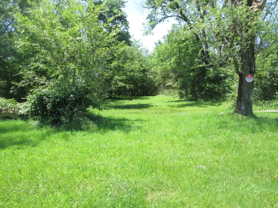 110 E Adams Ave, Lebanon, TN 37087 - #2