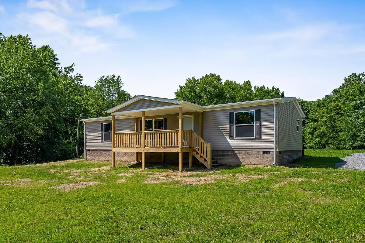 157 Brown Cemetery Ln, Gainesboro, TN 38562 - Image #1