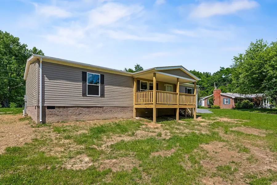 157 Brown Cemetery Ln, Gainesboro, TN 38562 - Image #2